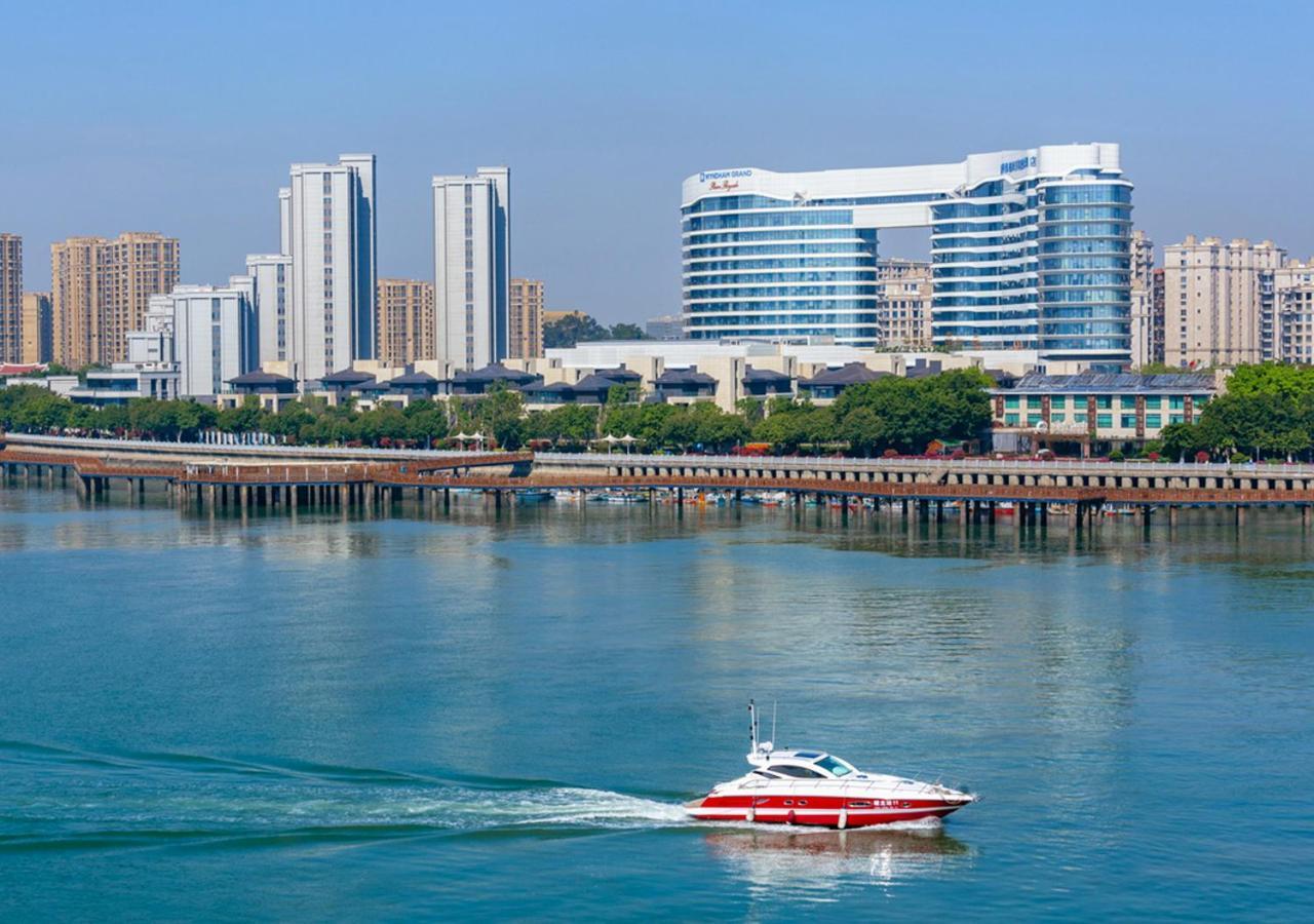 Wyndham Grand Plaza Royale Yuzhou Xiamen Wuyuan Bay Hotel Ngoại thất bức ảnh